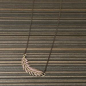 Express Feather Necklace adjustable length